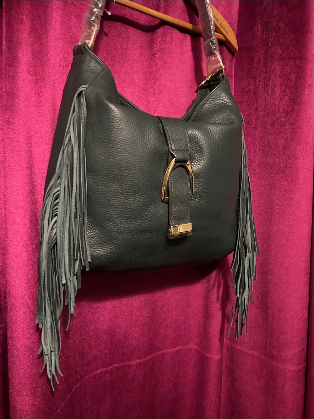 G.I.L.I Fringed Leather Hobo Bag in Dark Green - Picture 4 of 10